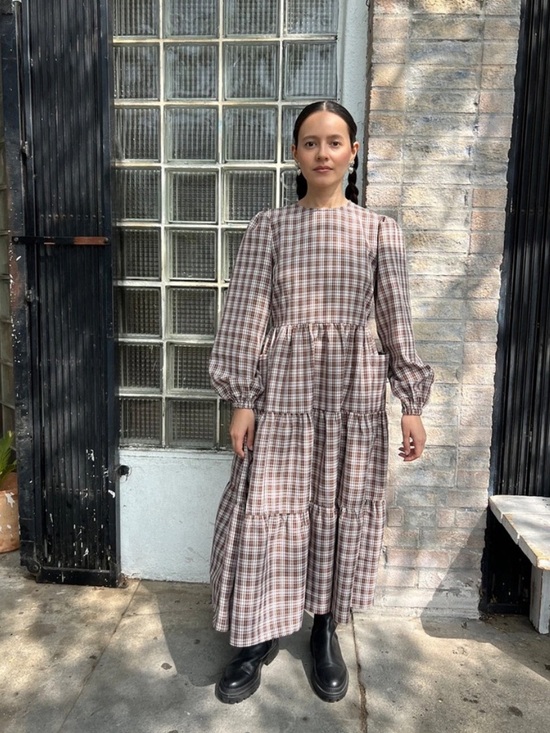 Lisa Says Gah Dresses & Skirts - LISA SAYS GAH maxine long sleeve plaid midi dress brown fall size XL